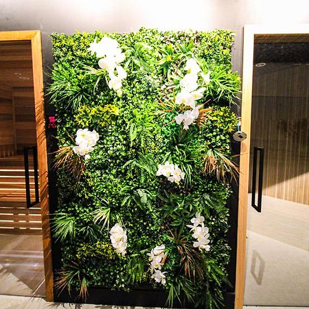 Alexander 1209 Beachfront Condo With 2 Pools , Beach Access, Sauna, Stores Miami Beach Exterior photo